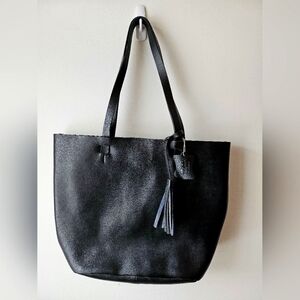 Black leather tote